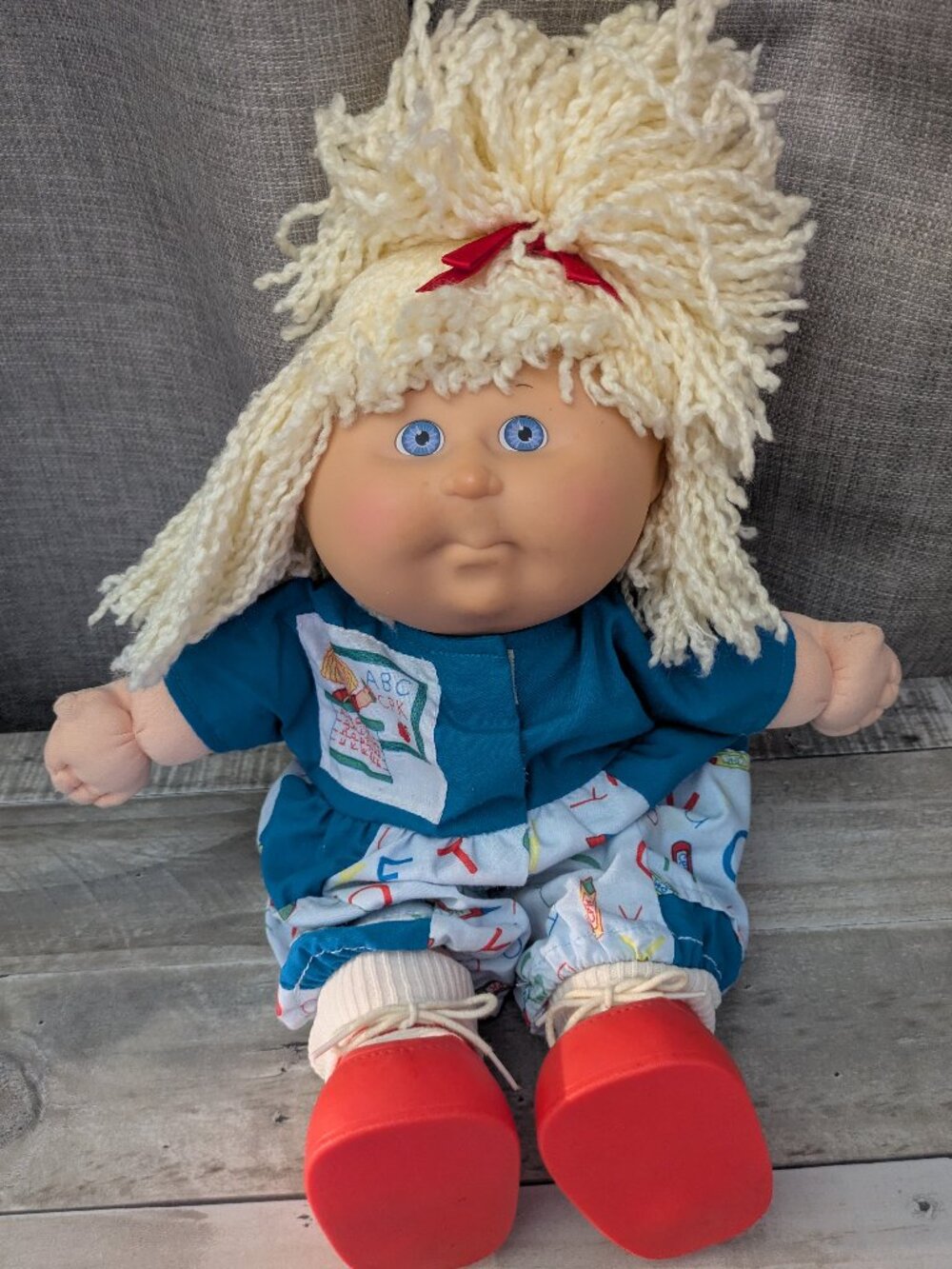Vintage Rare Cabbage Patch Kids First Edition 1990 Hasbro School Girl Doll
